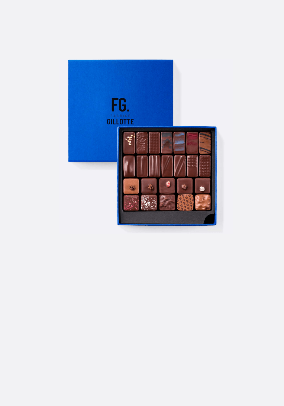 LE COFFRET BLEU.